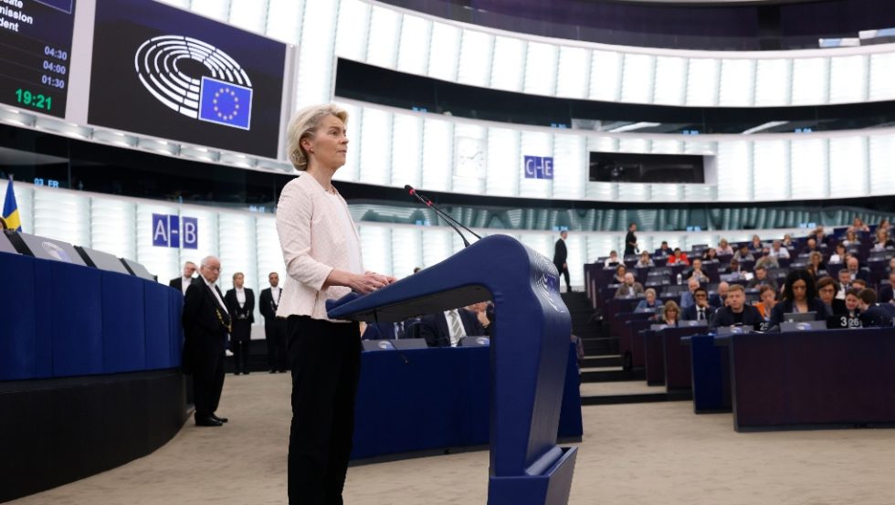 Η Ούρσουλα φον ντερ Λάιεν στο Ευρωπαϊκό Κοινοβούλιο